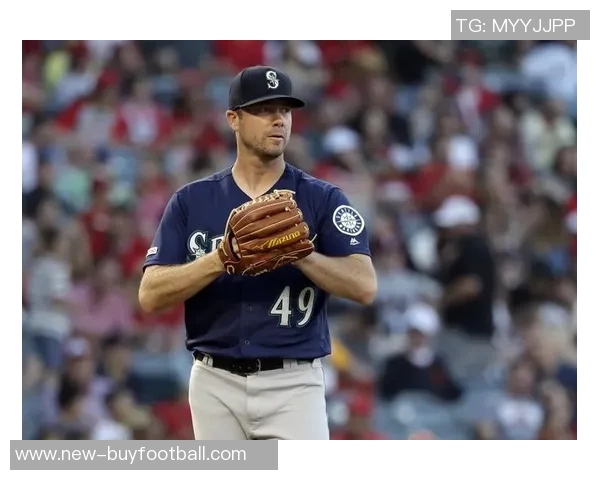 莱斯特城前球员纽根特加盟第八级球队担任球员兼教练职务